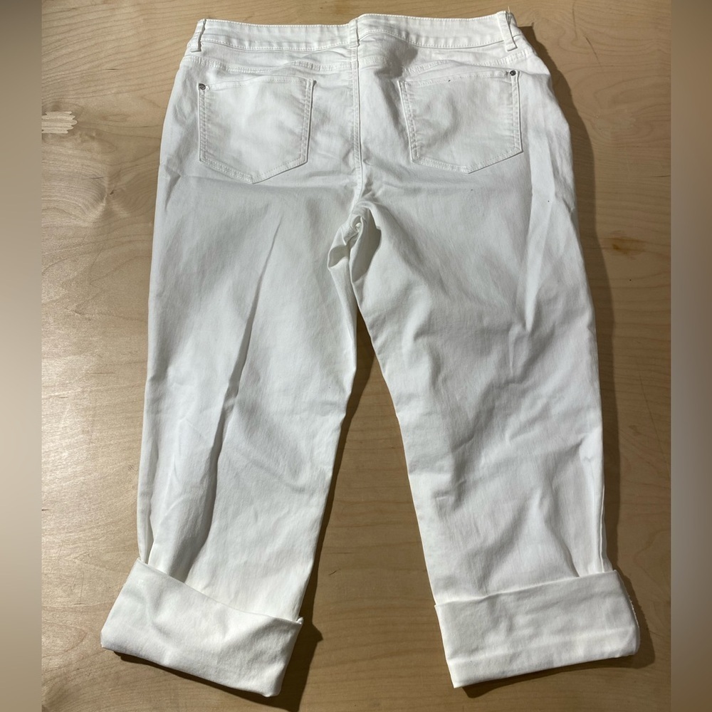 Chico’s Slim Boyfriend Ankle White Denim Jeans Size 3 (MZ) - Picture 7 of 7